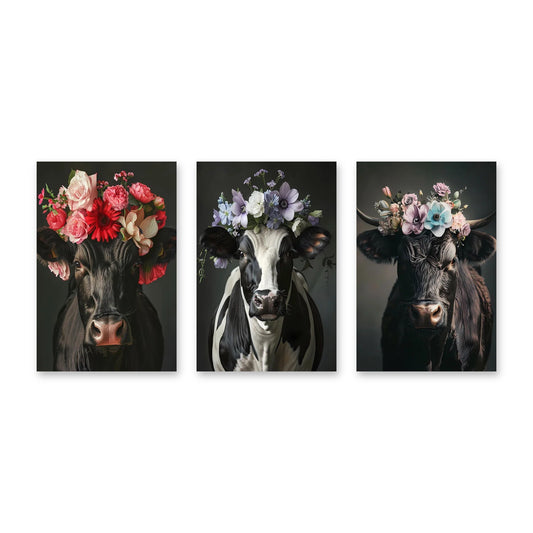 Set di 3 quadri Mucche con corona di fiori – tre stampe su tela
