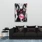 Bulldog francese con bolla di gomma rosa e occhiali quadro