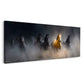 Cavallo dorato guida la mandria nella nebbia quadro