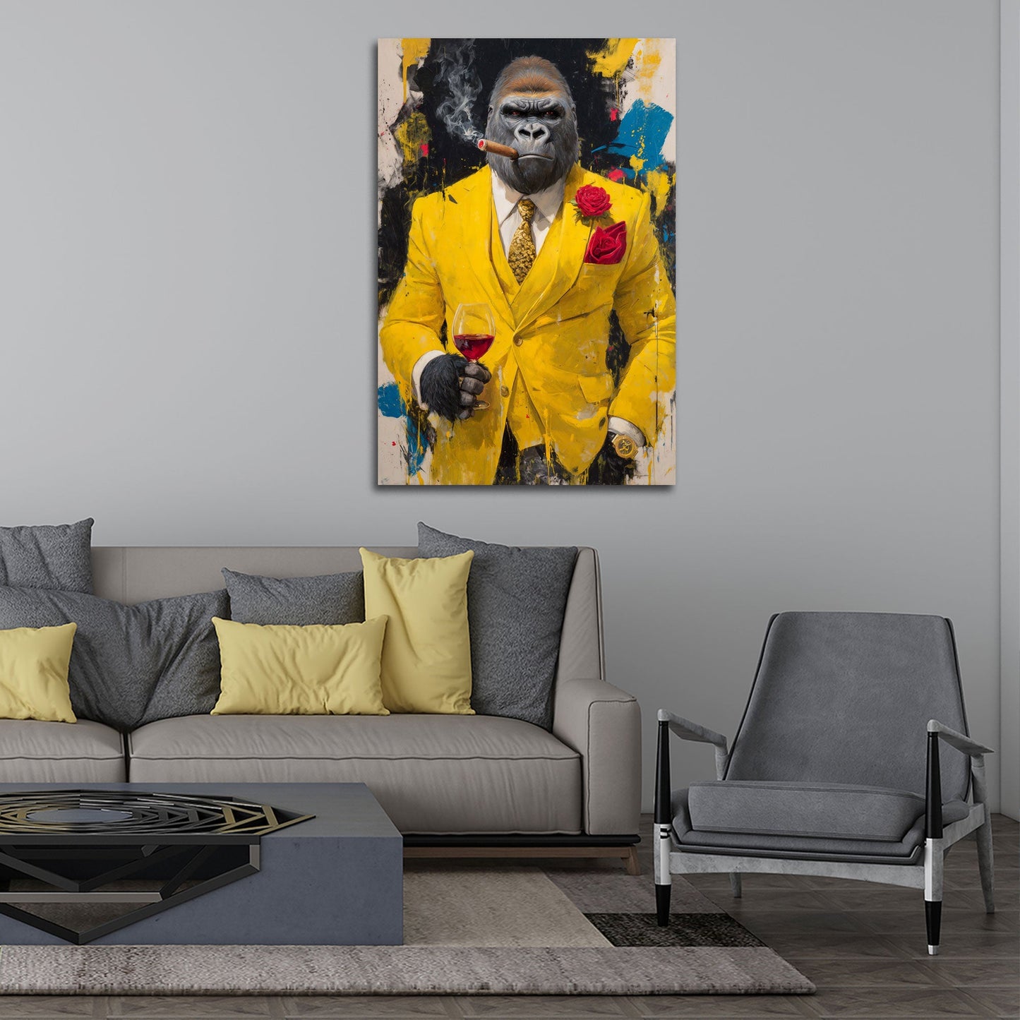 Gorilla in abito giallo di lusso con vino e sigaro quadro