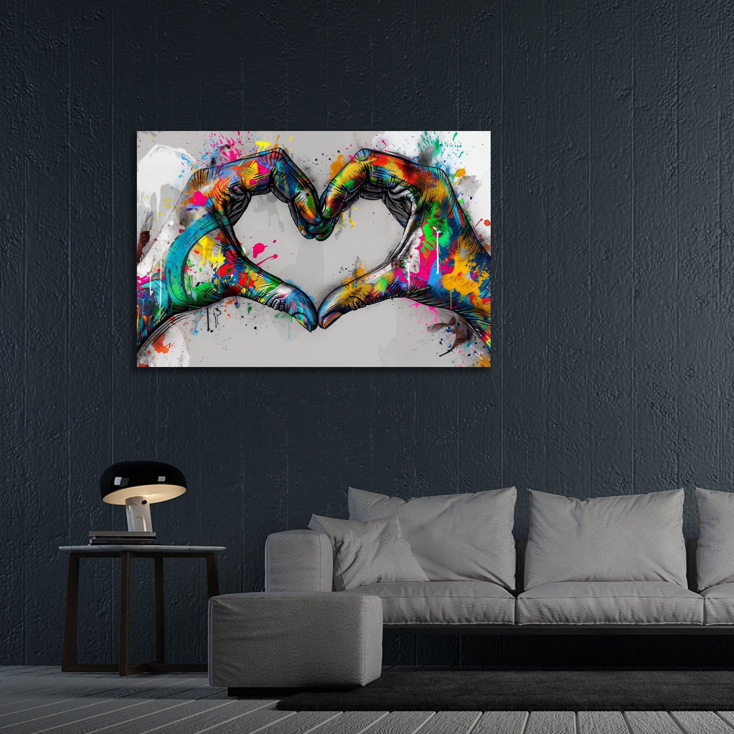 Mani graffiti creano un cuore ricco di colori quadro