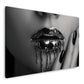 Labbra argento lucide in bianco nero con colore fluido quadro