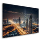 Burj Khalifa e lo skyline di Dubai di notte con lampioni quadro